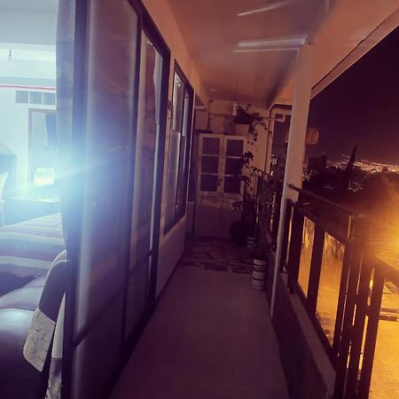 Casa Qura Qura Vandrerhjem Cochabamba Eksteriør bilde